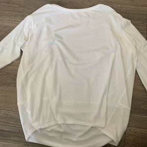 white lululemon long sleeve